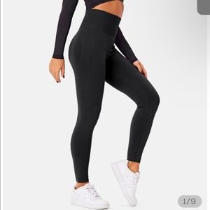 Seamless Flow High Waisted Butt Lifting Plain Full Length Leggings